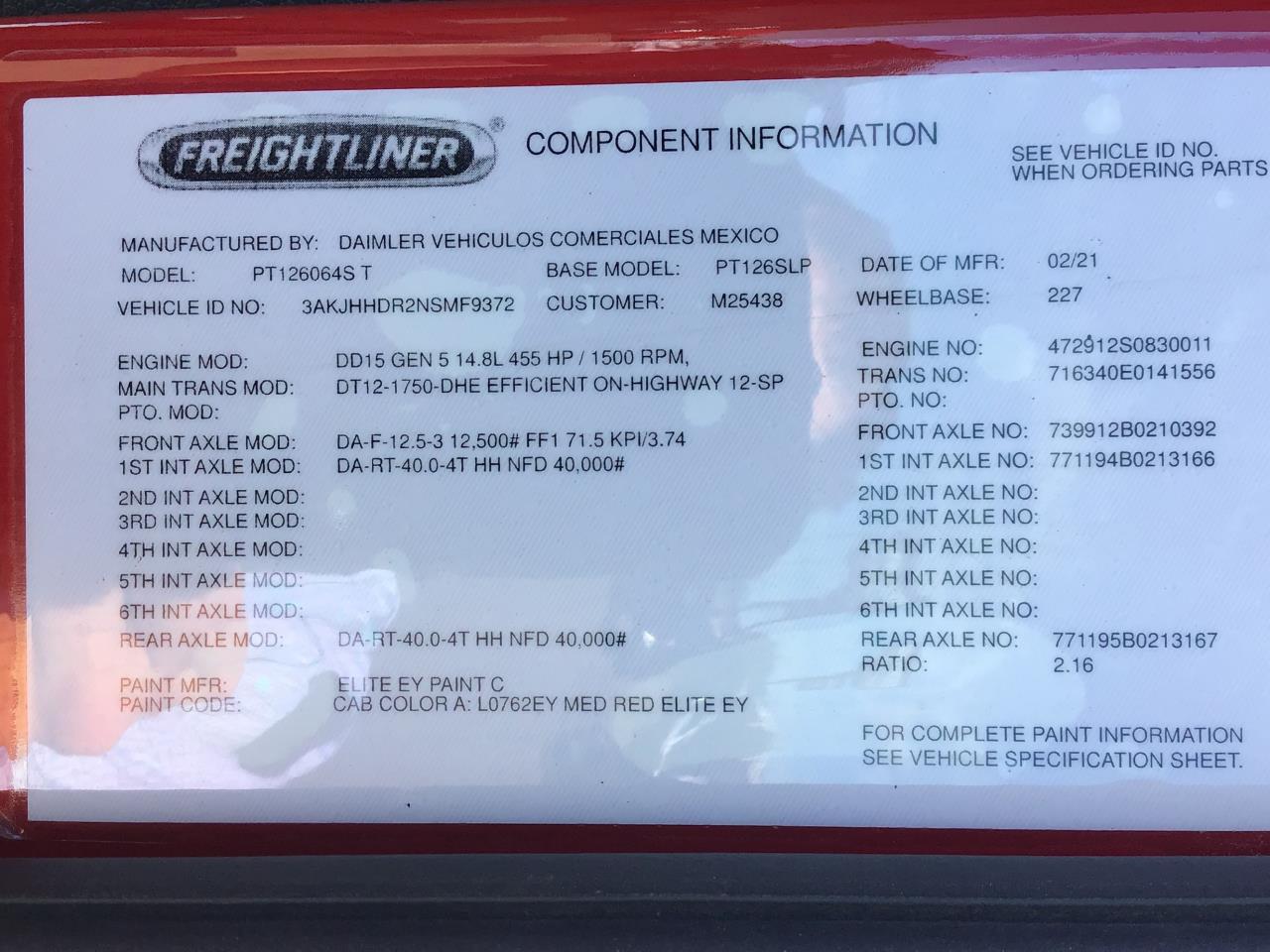 2022 Freightliner Cascadia in Pacific, WA — photo 5
