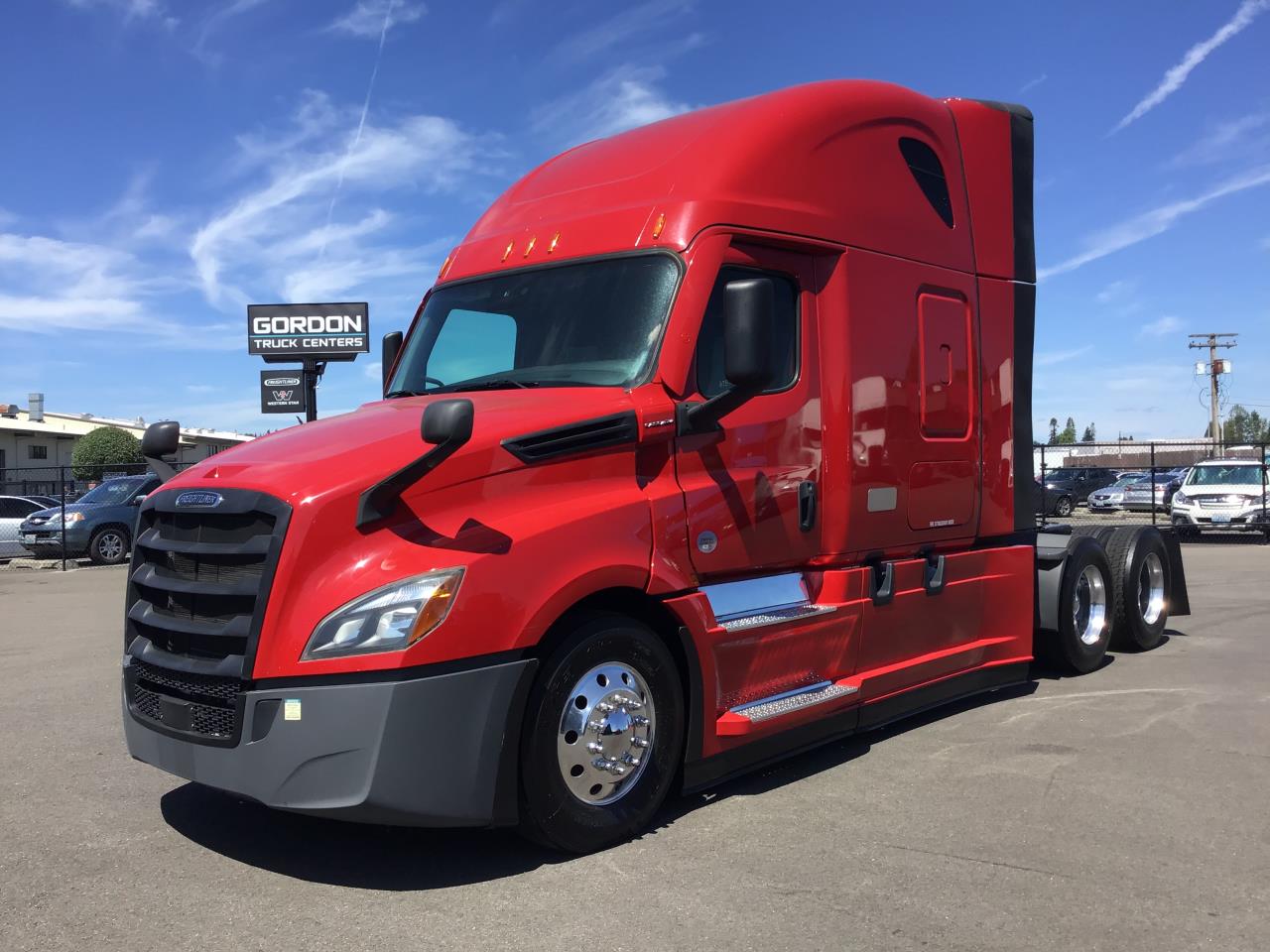 2022 Freightliner Cascadia in Pacific, WA