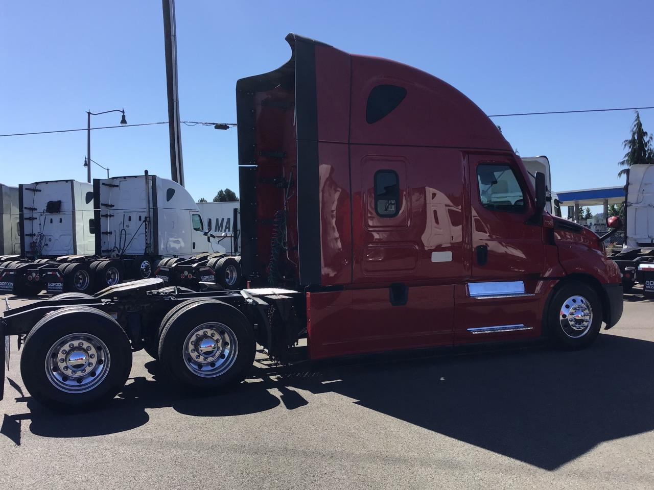 2022 Freightliner Cascadia in Spokane, WA — photo 2