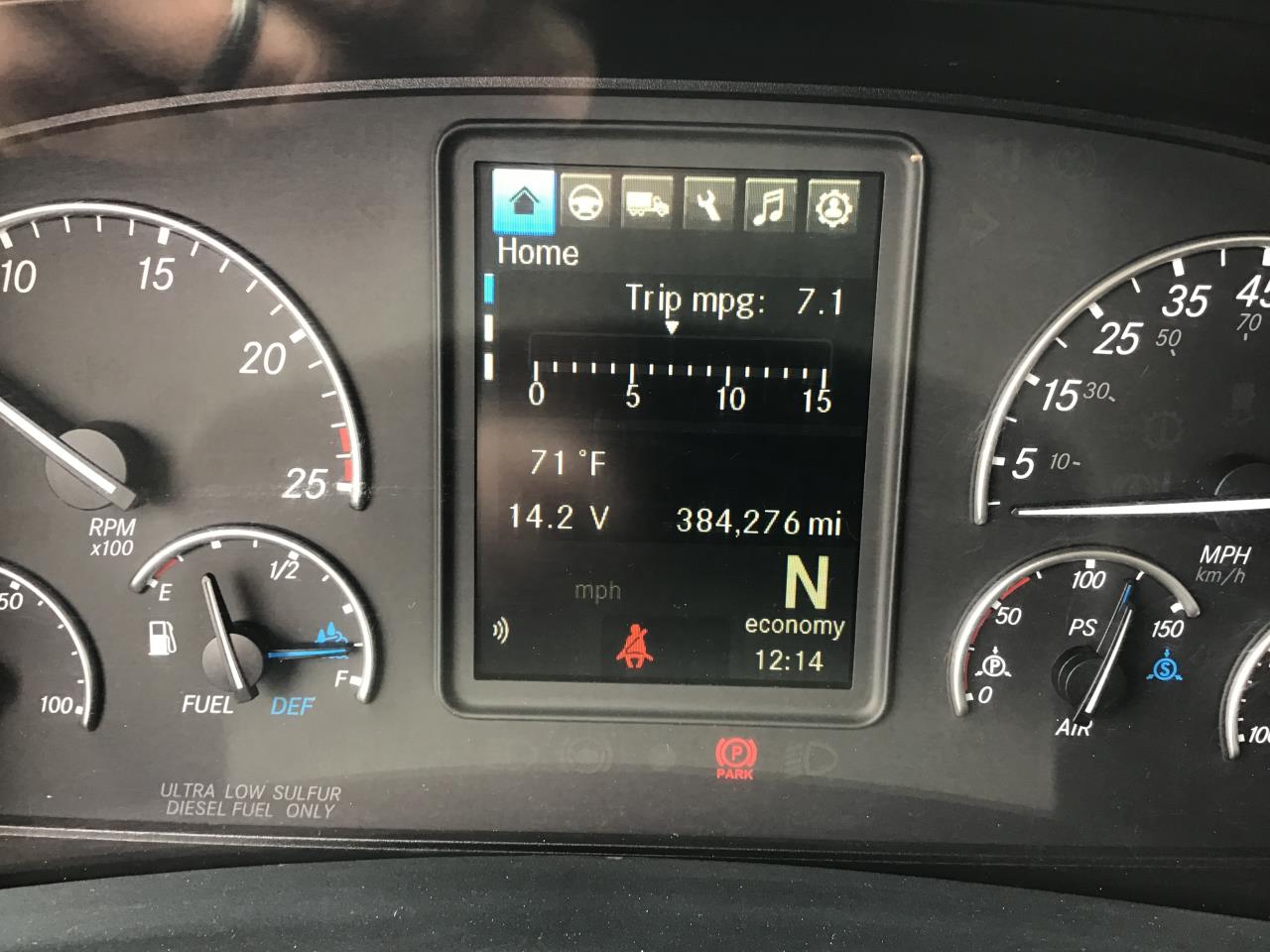 2022 Freightliner Cascadia in Pacific, WA — photo 6