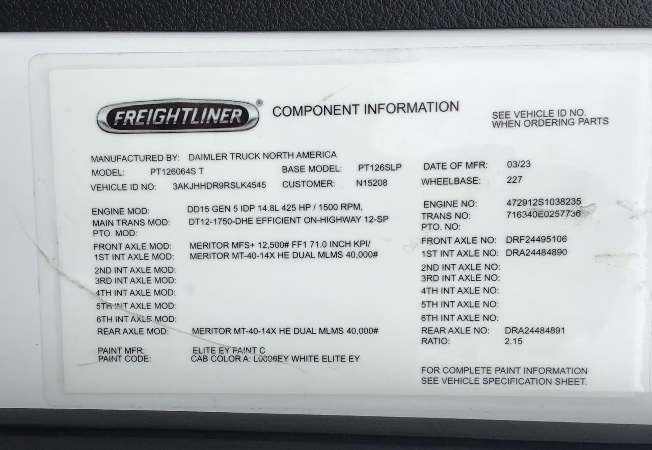2024 Freightliner Cascadia in Pacific, WA — photo 5
