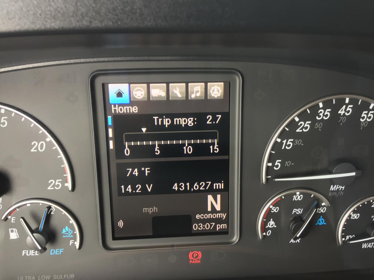 2024 Freightliner Cascadia in Pacific, WA — photo 7