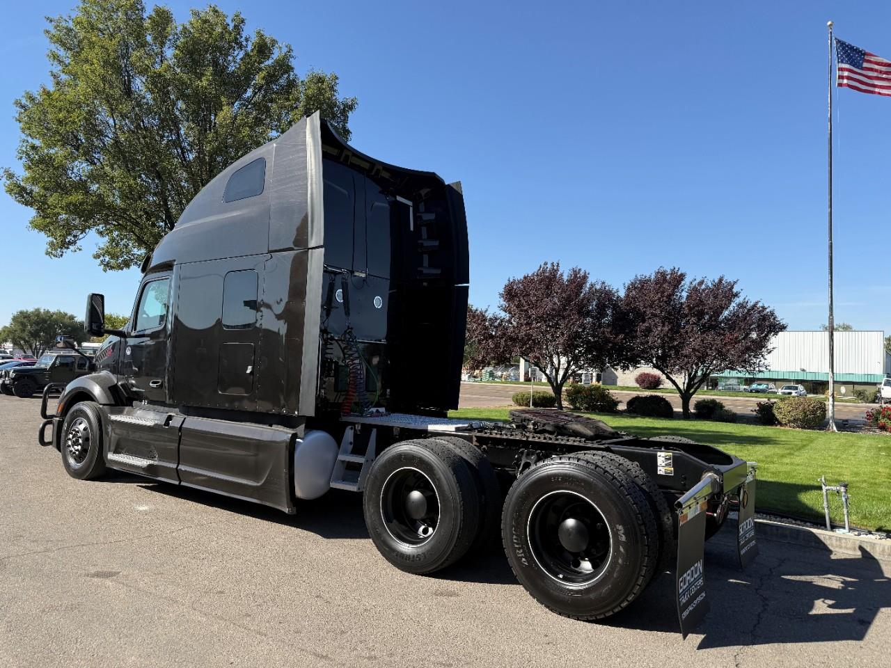 2022 Peterbilt 579 in Nampa, ID — photo 3