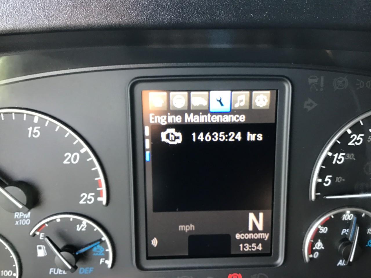 2024 Freightliner Cascadia in Pacific, WA — photo 8